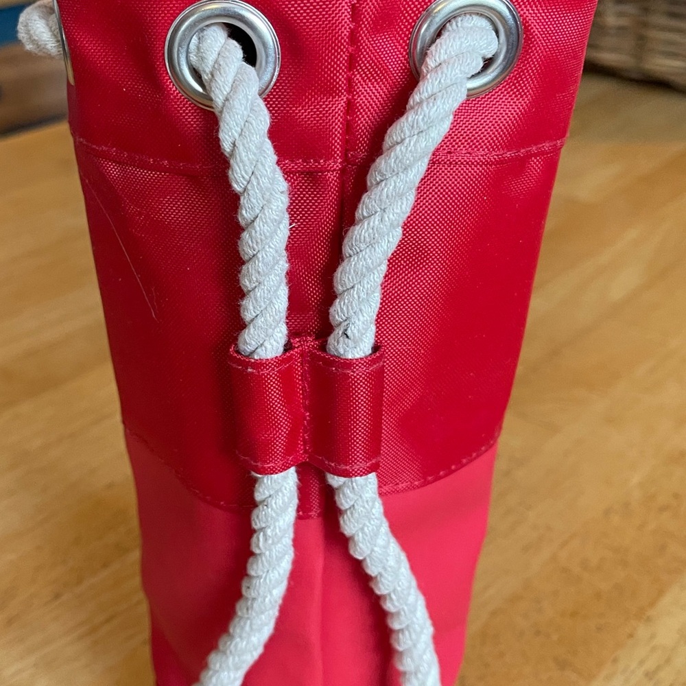 Mount Gay Rum Cool Island Waterproof Red Boat Bottle Bag - Picture 8 of 8